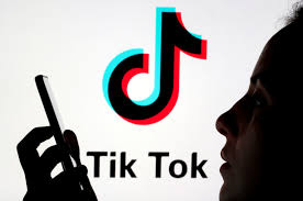 TikTok 'se despide' de Hong Kong tras controversia por ley de seguridad china