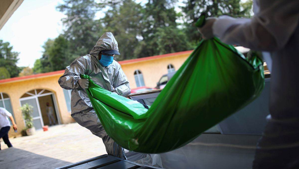 Por 3 días, Dulce María buscó el cadáver de su esposo con COVID-19; lo entregaron a otra familia