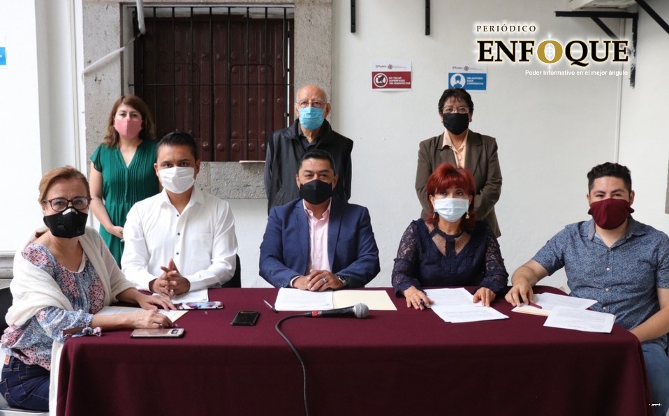 Grupo de regidores respaldan denuncia de Rivera Vivanco contra Barbosa