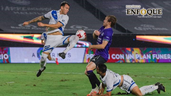 Por las cucarachas y la goleada, Mazatlán se convirtió en el hazmerreír en redes sociales