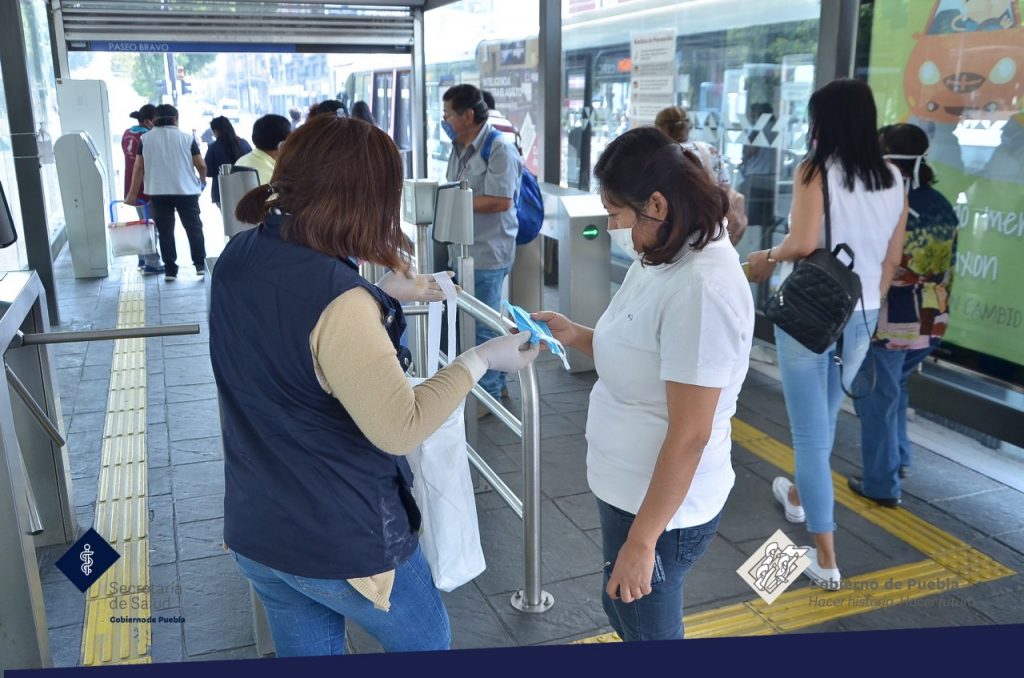 Concluye entrega de 5 mil kits de sanitización a usuarios del transporte RUTA