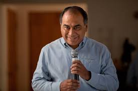 Héctor Astudillo, gobernador de Guerrero, da positivo a COVID-19