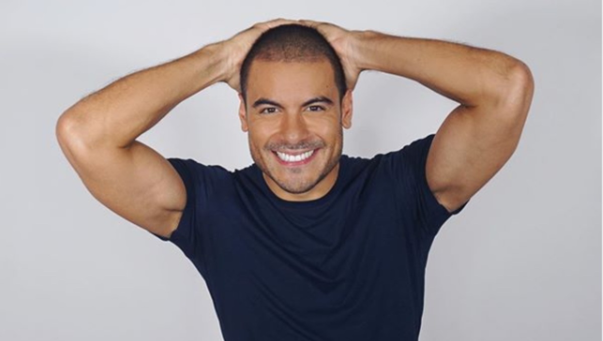 Usuarios piden a Carlos Rivera que deje de esconder su homosexualidad