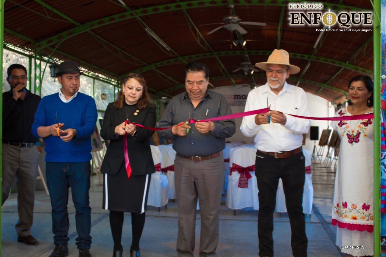 Inaugura exposición del "Inicio del Muralismo de la 4T"