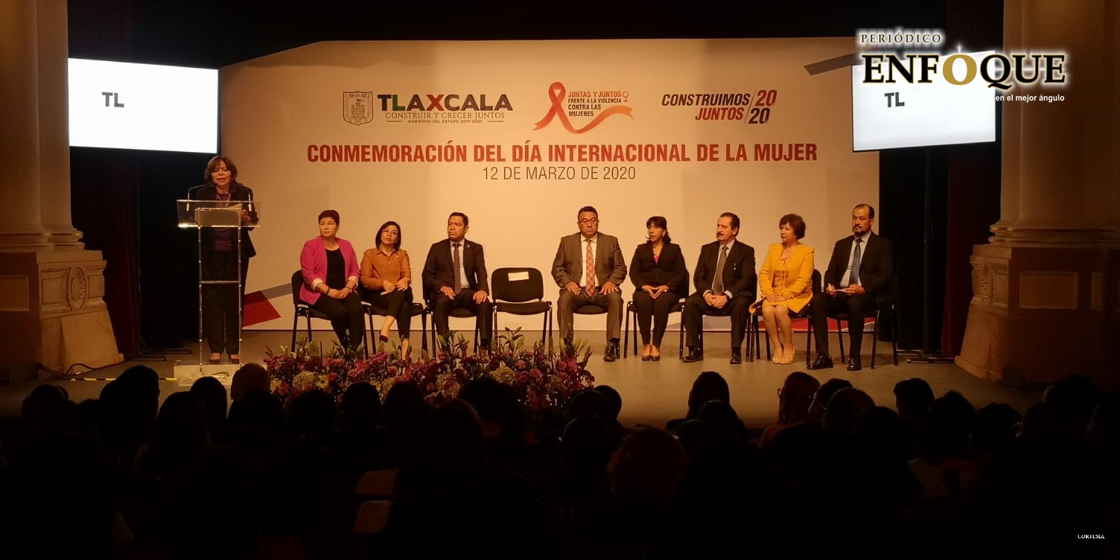 Conmemoran el Día Internacional de la Mujer en el Teatro Xicohténcatl 