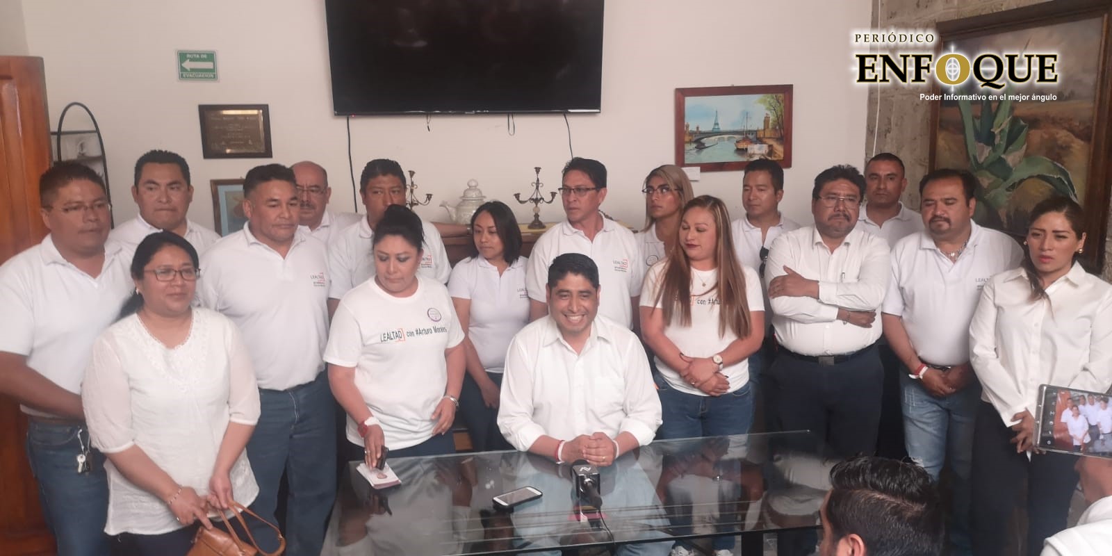 Refrenda Arturo Morales su compromiso con la base trabajadora 