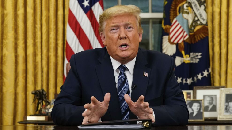 Trump restringe todos los vuelos desde Europa a EU por 30 días, salvo Reino Unido