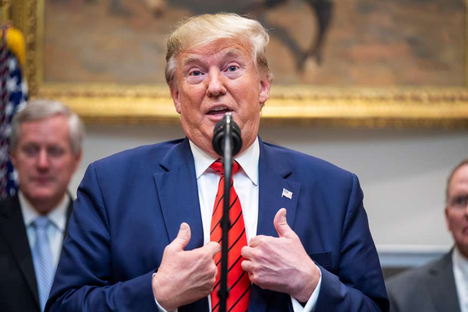 Trump invocará Ley de Producción de Defensa por COVID-19