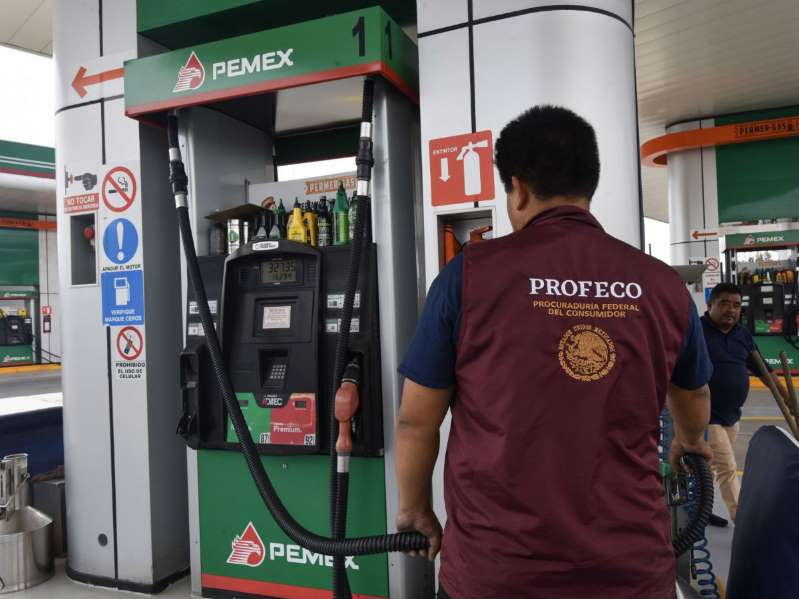 Profeco pide a todas las gasolineras bajar los precios sin pretexto