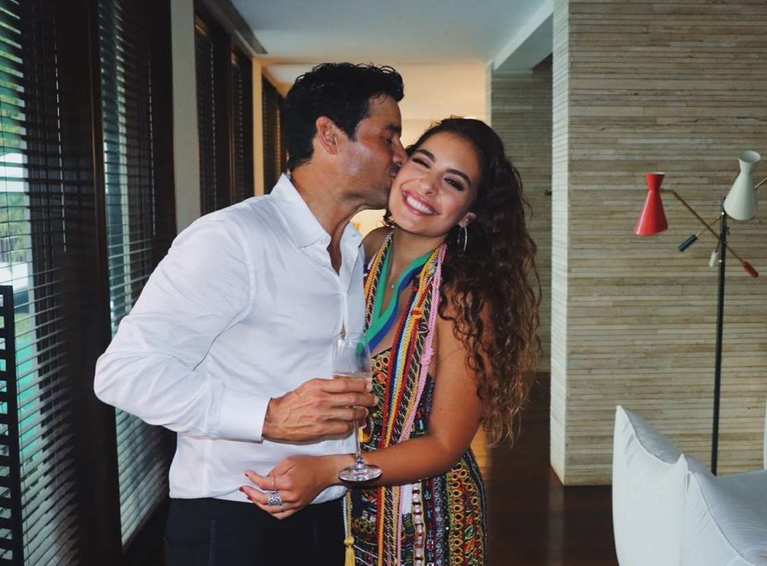 Hija de Chayanne sorprende con su increíble voz