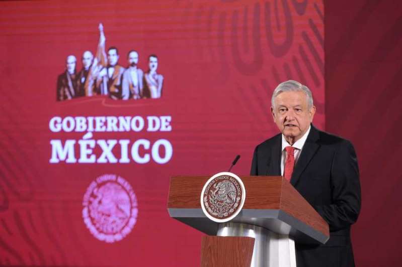Yo no me puedo poner en cuarentena por coronavirus: AMLO