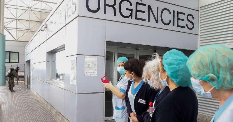 España reporta 768 muertos en apenas 24 horas.