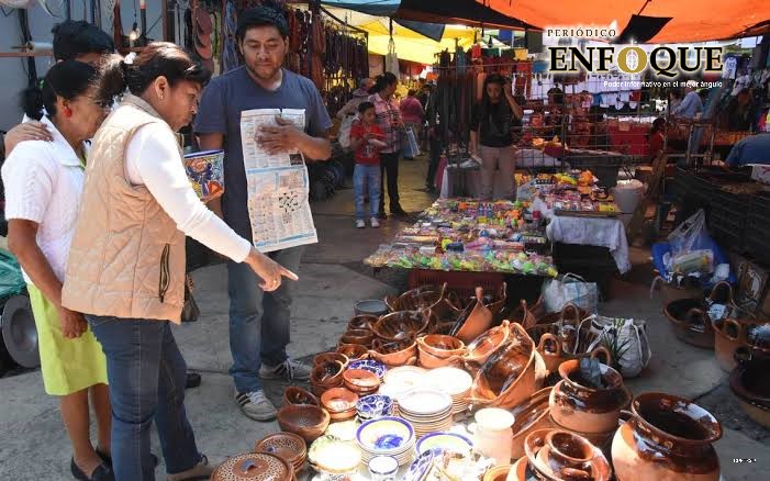 Tianguis dominical sin suspensión por conflicto territorial entre Chiautempan y Tlaltelulco  