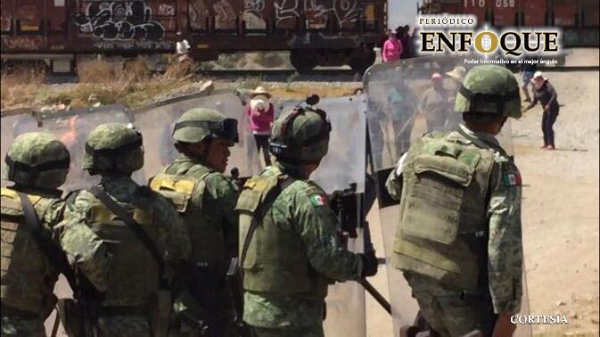 Pobladores insisten en atracar tren, GN frustra de nueva cuenta