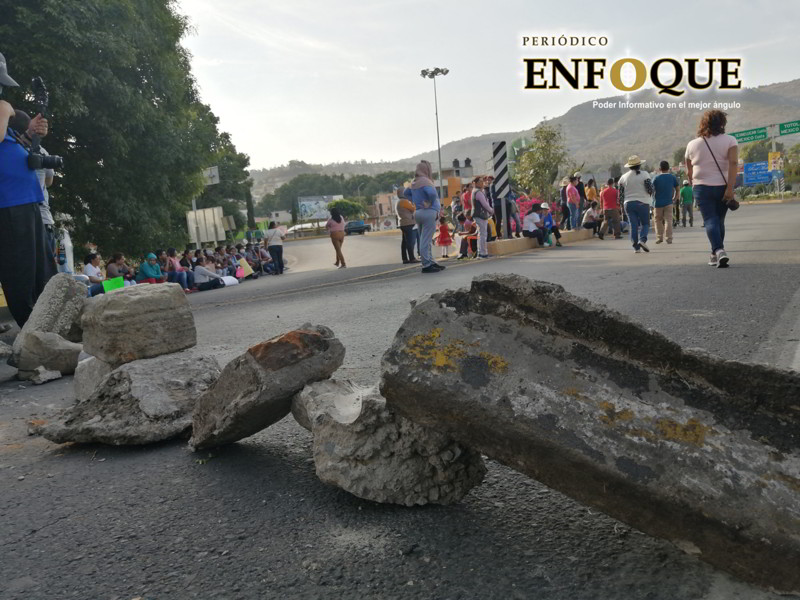 Amenazan tahoneros con cerrar autopista Tlaxcala-San Martín  