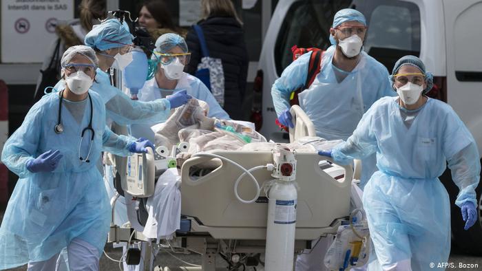 Médicos marchan este viernes por sus 61 colegas fallecidos por COVID-19