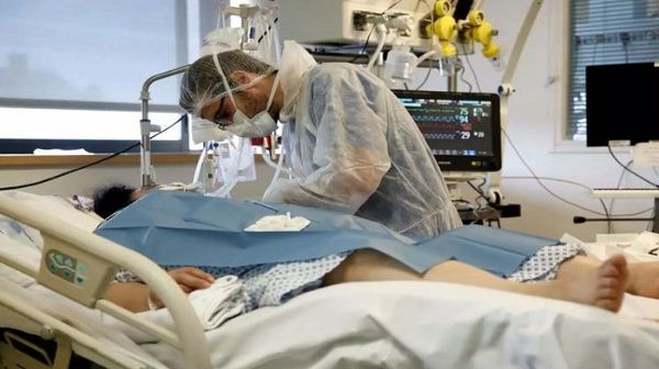 AMLO garantiza la capacidad de atención en terapia intensiva para pacientes con COVID-19