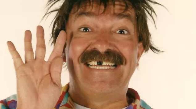 Andrés Bustamente ¿en el top de los mejores comediantes de México?