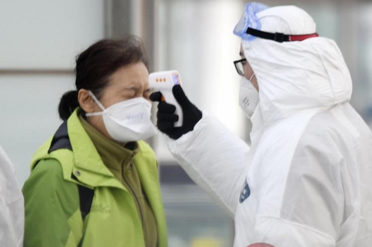 Japón, sin restricciones al movimiento y con muy pocas pruebas, está cerca vencer al COVID-19... por ahora