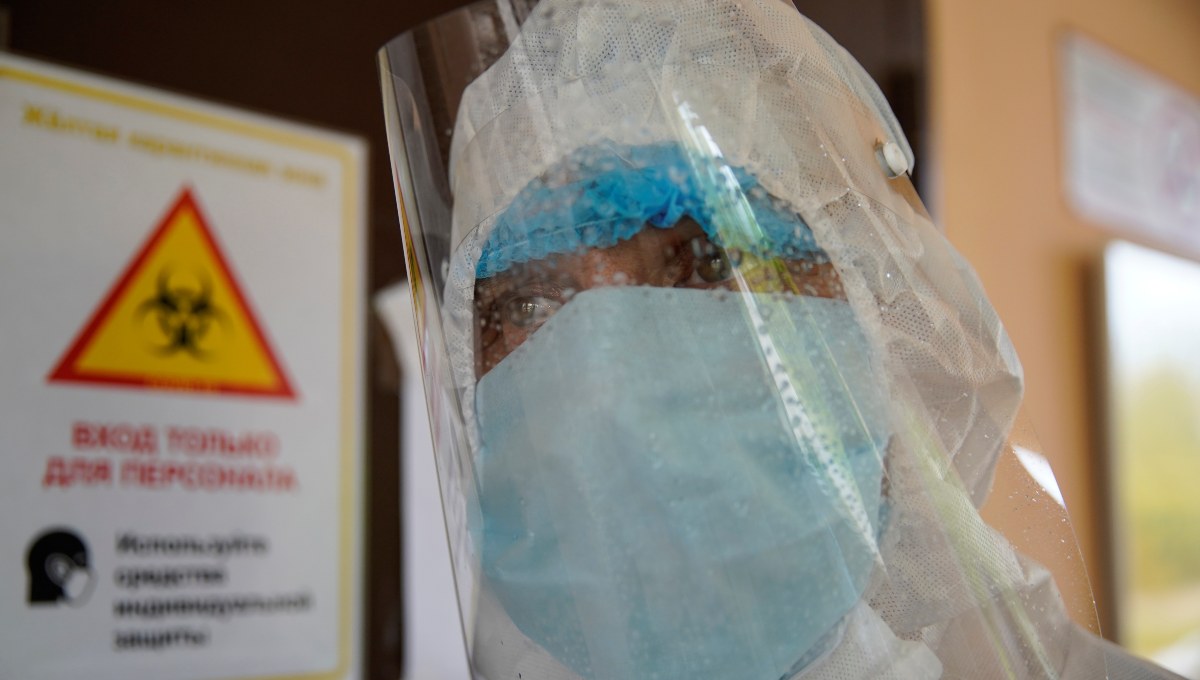 Los estragos del COVID-19: Causa daños al hígado y los pulmones