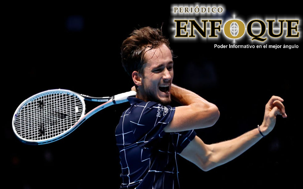 Medvedev logra ganar con contundencia en su debut en el ATP Finals.