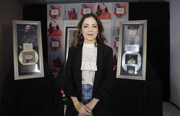 Natalia Lafourcade triunfa en Latin Grammy... y estos son los otros ganadores