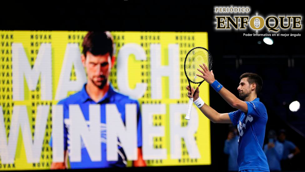 Novak Djokovic logra colarse a las semifinales del ATP Finals 