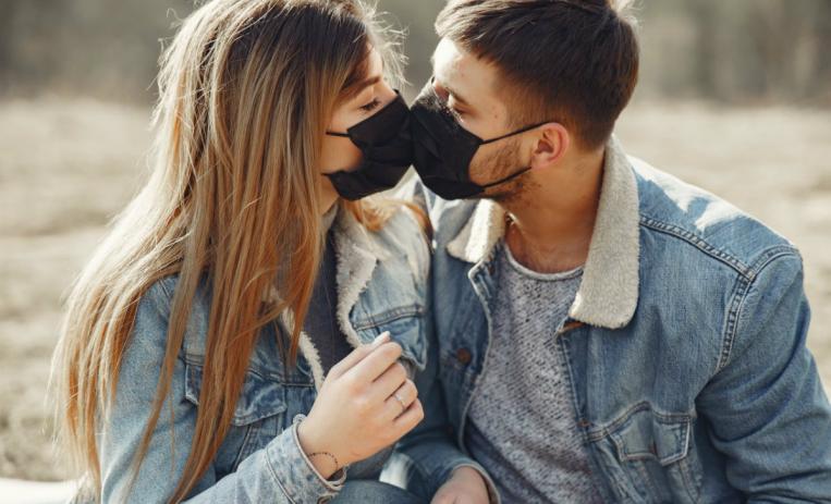 Estar enamorado aumenta tus defensas para que no te enfermes, dice la UNAM