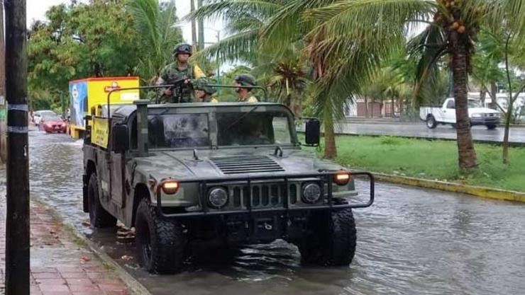 AMLO enviará equipo de apoyo a Quintana Roo y Yucatán por huracán 'Delta'