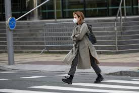 OMS prende 'focos rojos' ante aumento de casos de COVID-19 en Europa