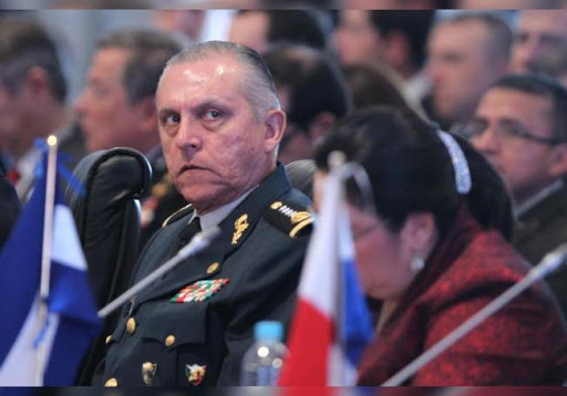 ¿De qué acusan a Salvador Cienfuegos?