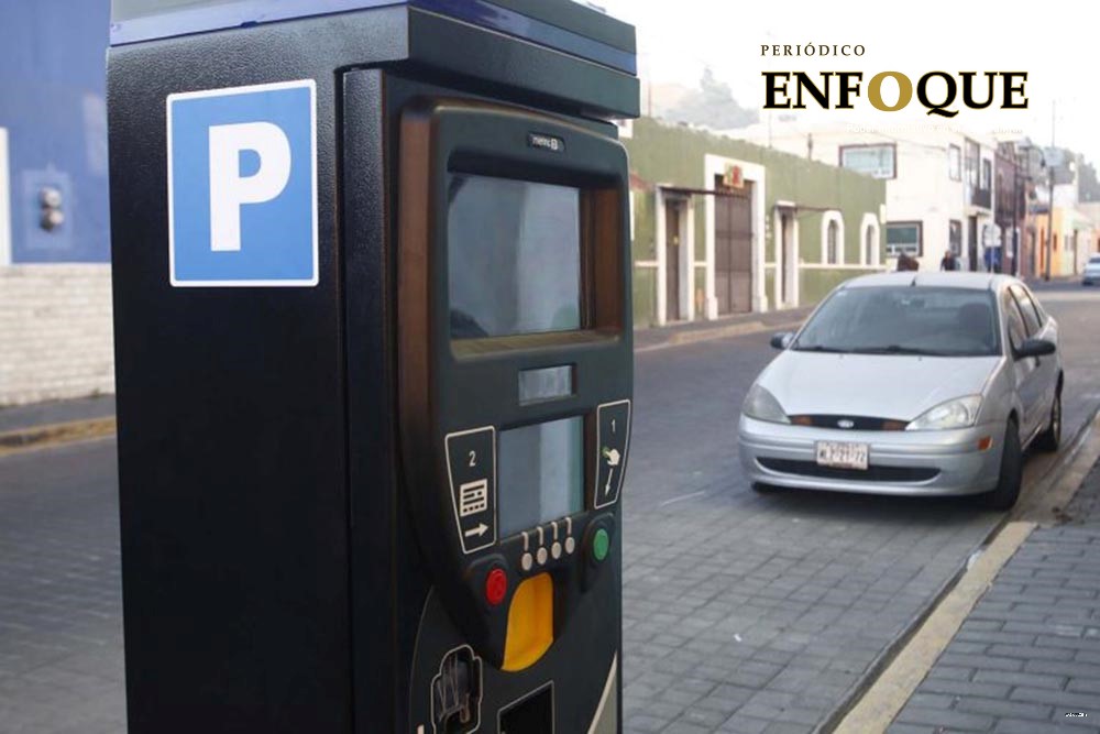 Ayuntamiento analiza instalación de parquímetros en el Centro Histórico