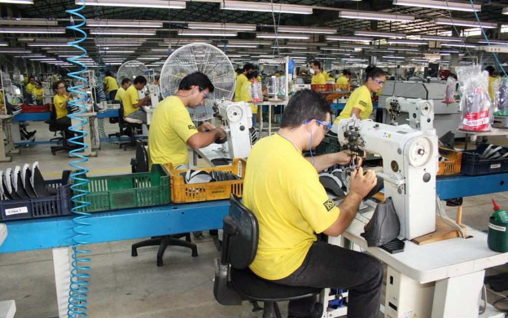 Ya recuperamos 100 mil empleos formales en octubre, afirma López Obrador