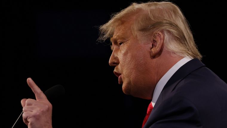 Pese a repunte de casos, Trump afirma en debate: 'No podemos mantener este país cerrado'
