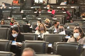 Entre el Senado y San Lázaro, dos muertes y casi 400 casos de COVID-19