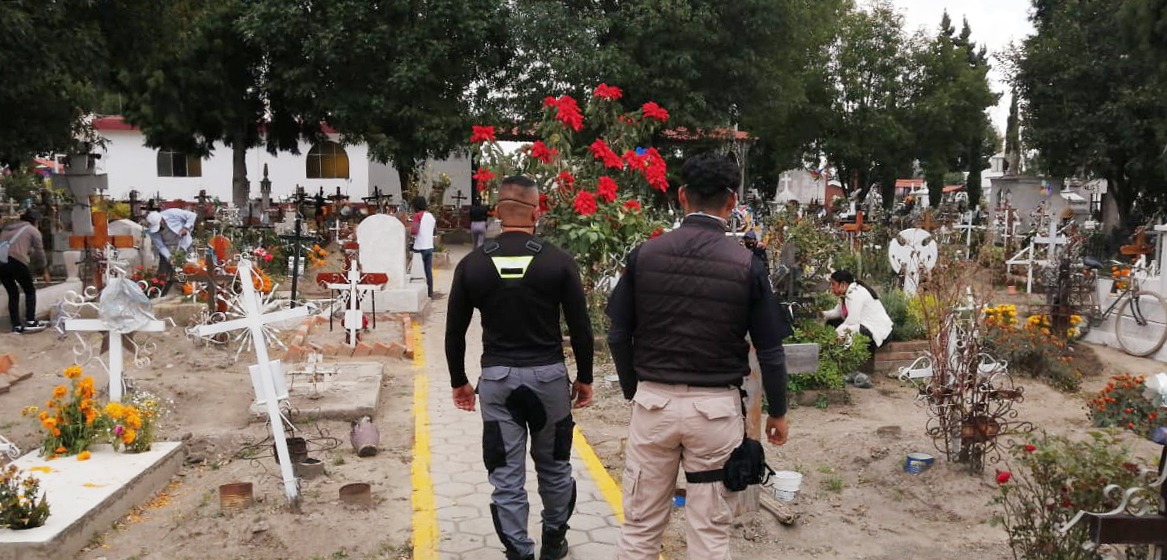 Protección Civil de San Andrés Cholula supervisa protocolo sanitario en panteones 