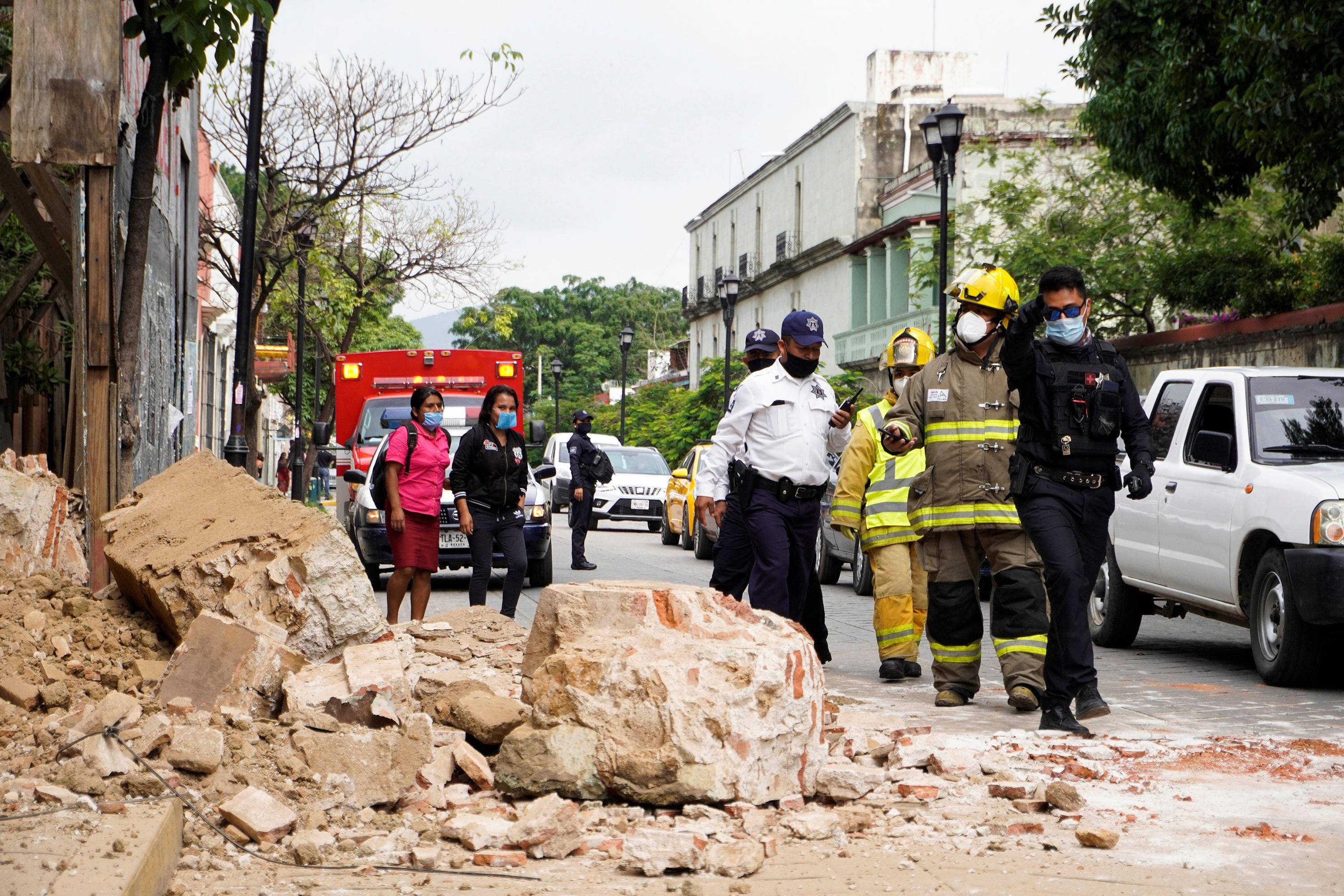 ¿Qué son los terremotos y por qué ocurren tan seguido en México?