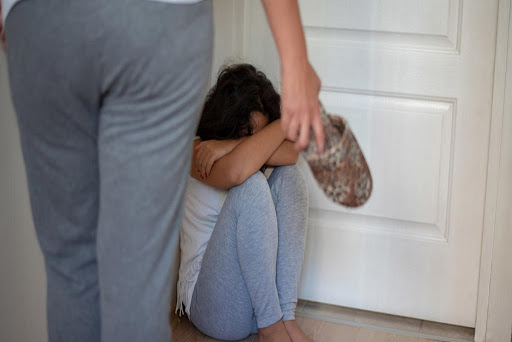 Congreso de Jalisco aprueba 'Ley Antichancla', contra el maltrato infantil