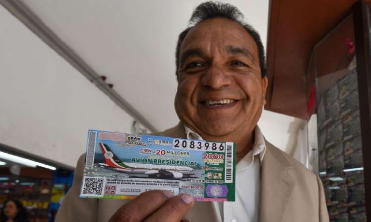 A un día de la rifa del avión presidencial, reporta la venta del 69.65% de boletos