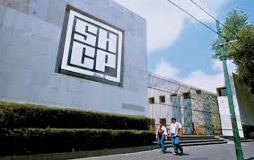 A Hacienda se le 'pasa la mano' con medidas para combatir evasión fiscal, dice asociación de abogados