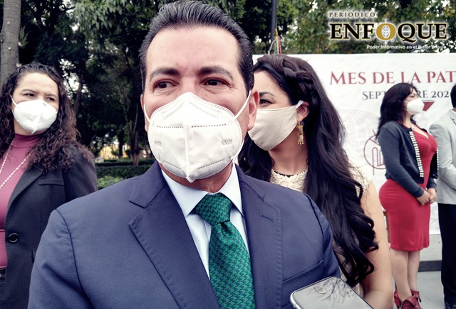 Fortalecer los grupos ciudadanos de chat's será el eje de seguridad en el 2021: Arriaga