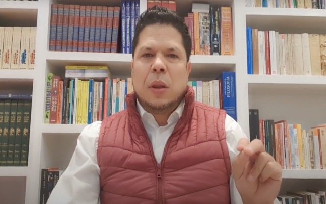 Gabriel Biestro niega respaldar a Claudia Rivera en contienda electoral