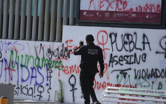 Gobierno estatal repara destrozos de la marcha del 8M siguiendo normas del INAH; se han invertido millones