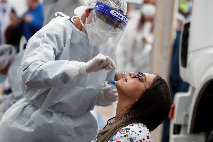 México acumula 207,020 defunciones por coronavirus