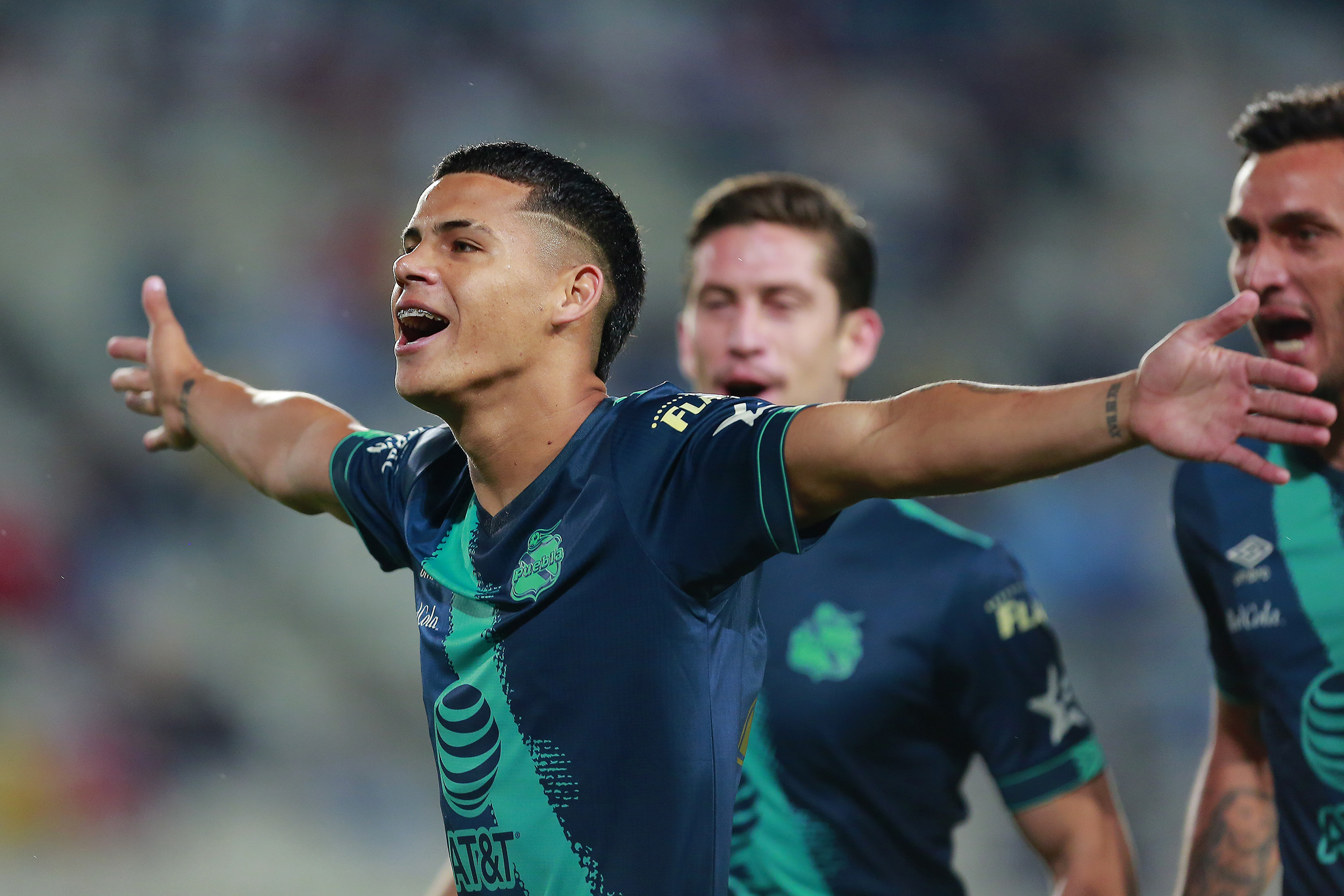 Triunfo de locura del Puebla en Pachuca y ya es cuarto general 