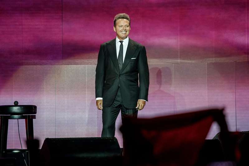 Luis Miguel y la rara teoría que dice que murió y fue reemplazado por un doble
