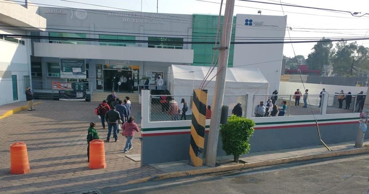 Genera molestia lentitud en realización de trámites en la PGJE y el SAT