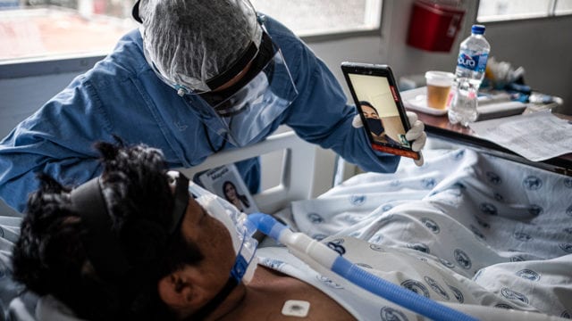 Hospitales privados sólo atendieron a 1.7% de hospitalizados por covid, afirma López-Gatell