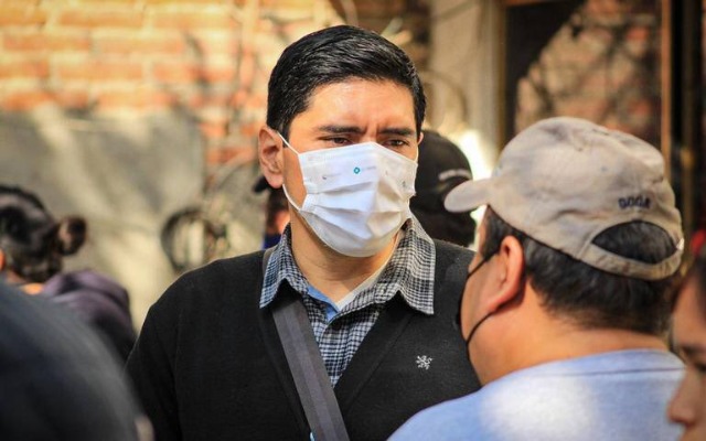 Van dos candidatos que suspenden campaña electoral a causa del Covid-19