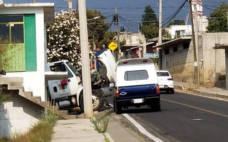 Desabasto de agua potable en Cuauhtelupan genera denuncia política